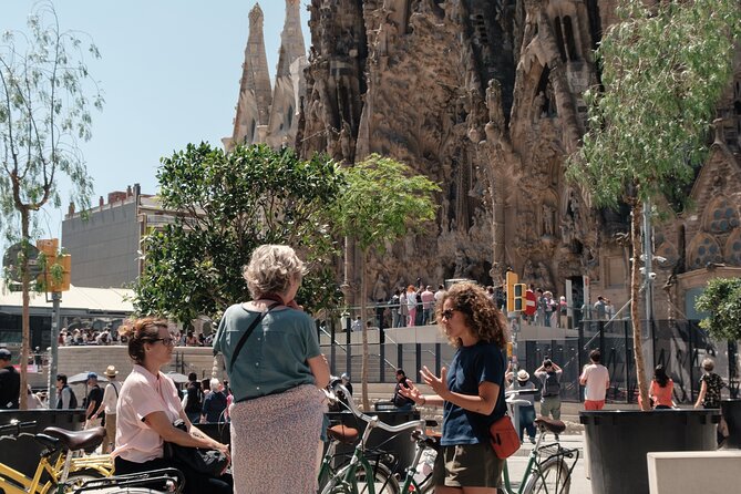 3-Hour Private Gaudi Bike Tour - Key points at a glance
