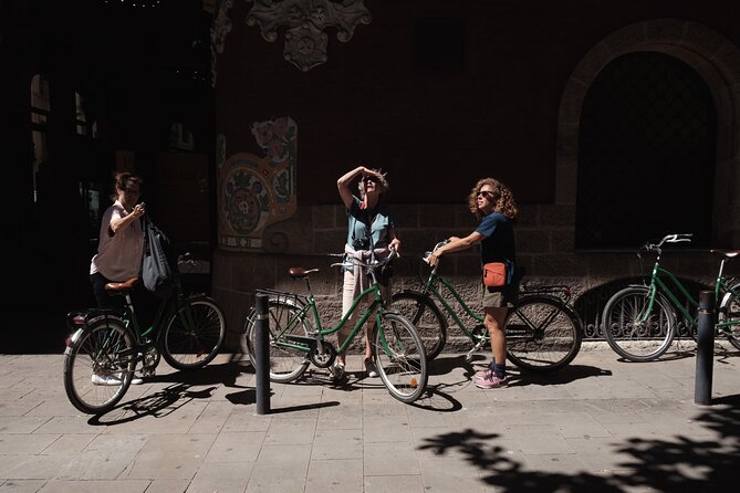 3-Hour Private Gaudi Bike Tour - Gothic Barcelona and the Palau de la Música