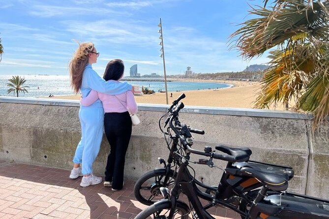 3 Hours Barcelona Guided Gaudi E-Bike Tour - The guide can make or break the ride