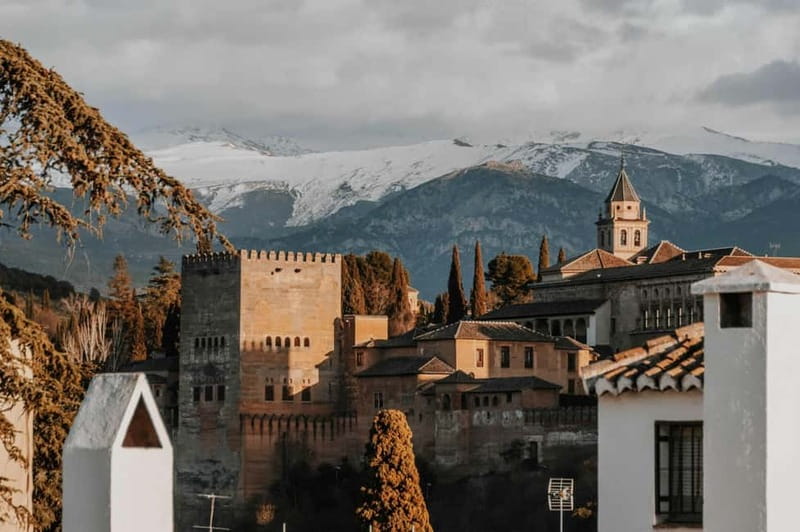Alhambra Surroundings: History, Architecture and Legends - What $26 gets you, and what it does not