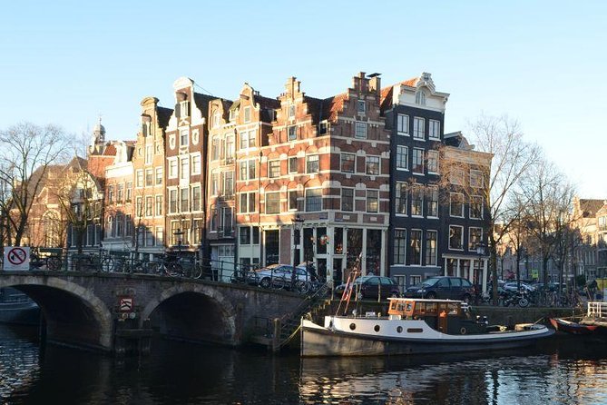 Amsterdam Architecture Tour - Huis Bartolotti and the secret behind the canal houses