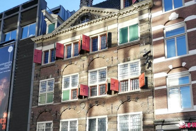 Amsterdam Walking Tour. All about History, Architecture, Traditions & Anecdotes. - The Amstel, power, and wartime memory