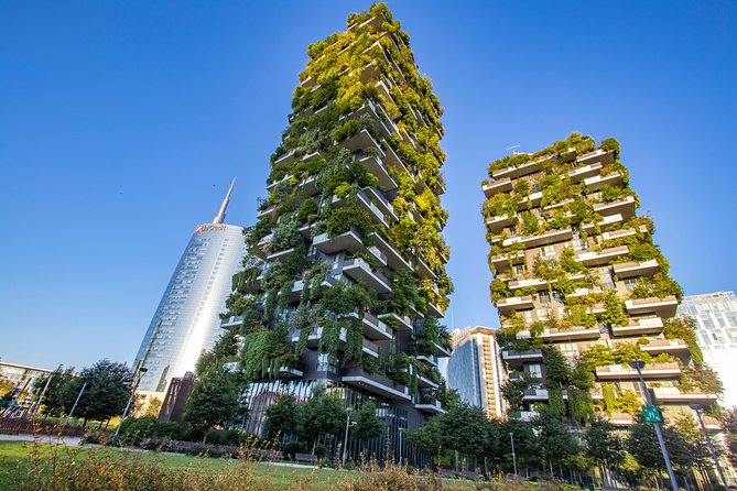 Architectural Milan: Private Tour with a Local Expert - Bocconi University and the final modern note