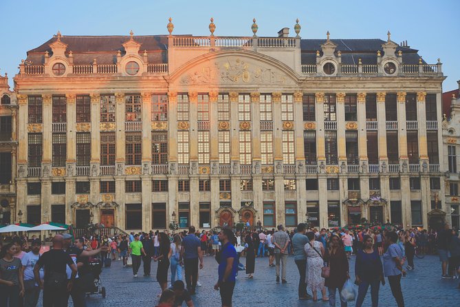 Architecture Tour of Brussels - Galeries Royales Saint-Hubert and the ambition of nineteenth-century Brussels