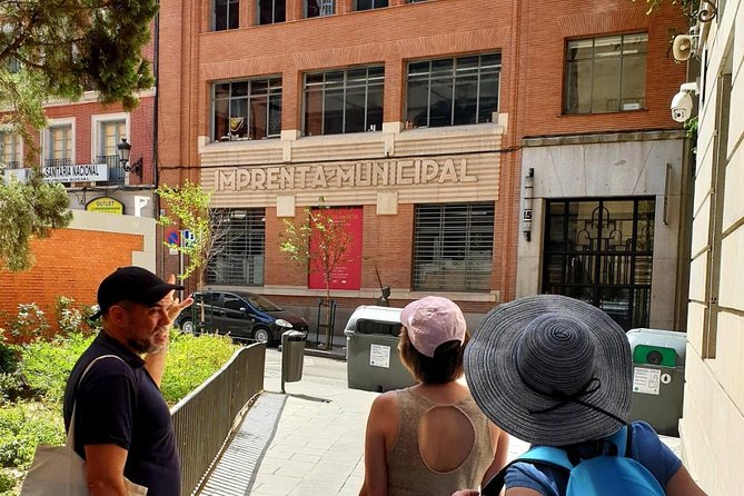Architour through Lavapiés and Rastro with an architect - Plaza de Lavapiés and a neighborhood in transition