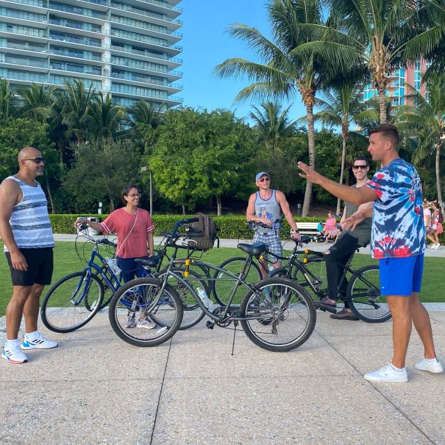 Art Deco, History and Crime Bike Tour with Design Enthusiast - Starting with a city built on water and ambition