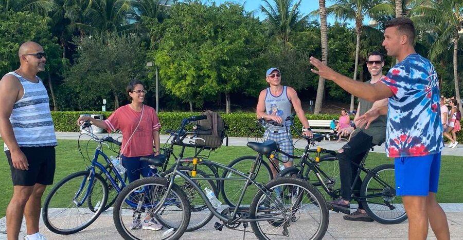 Art Deco, History and Crime Bike Tour with Design Enthusiast - The history behind the resort image