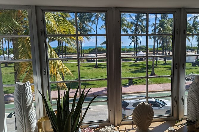 Award-winning Art Deco & Neon Lights Walking Tour in Miami Beach - Key Things to Know Before You Book