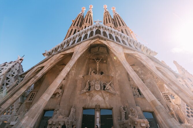 Barcelona Architecture Walking Tour With Casa Batlló Upgrade - Sant Pau opens with a less predictable masterpiece