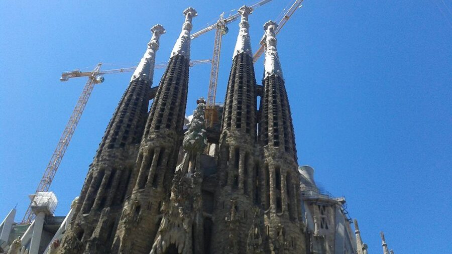 Barcelona: Art Nouveau & Gaudí Tour - The Week of Tragedy and Barcelona’s political edge