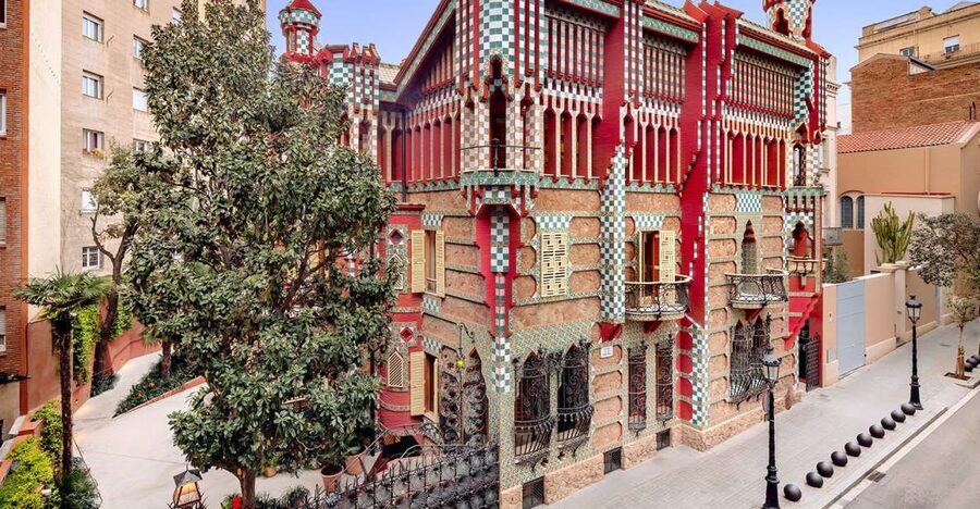 Barcelona: Casa Vicens, Pedrera, and Casa Batlló Guided Tour - Casa Vicens: Gaudí before the famous houses