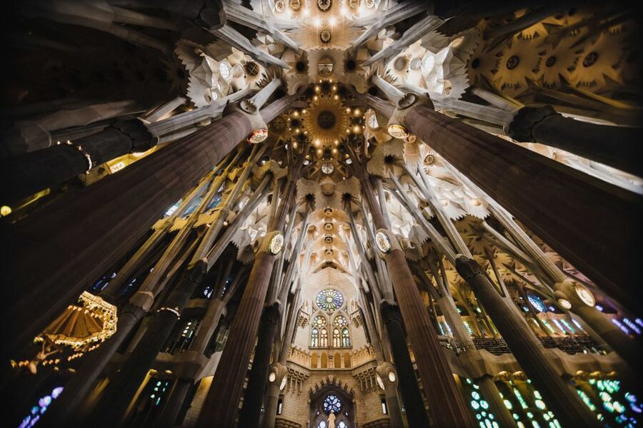 Barcelona: Discover Gaudí, Sagrada Familia, and Park Güell - The transfer to Sagrada Família