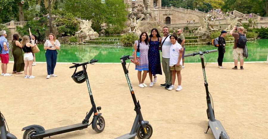 Barcelona: E-Scooter Gaudí & the Sea Tour - Key points to know before you book