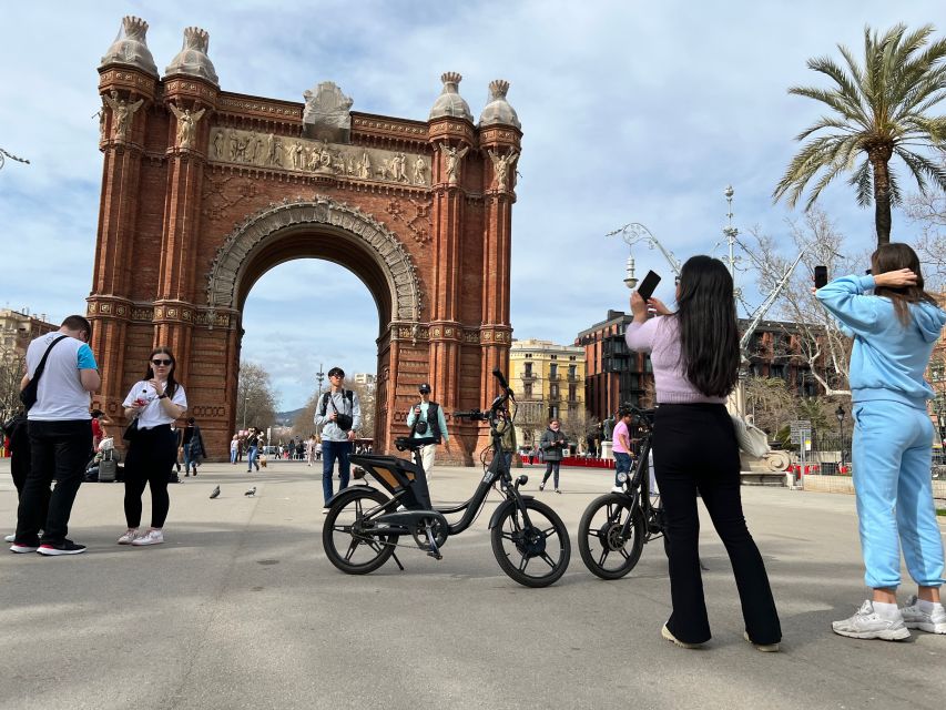 Barcelona: Gaudi Guided E-Bike Tour - Who should book this Barcelona ride?