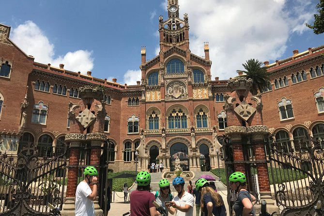 Barcelona Gaudi Guided Small Group E Bike Tour - How safe and manageable is the cycling?