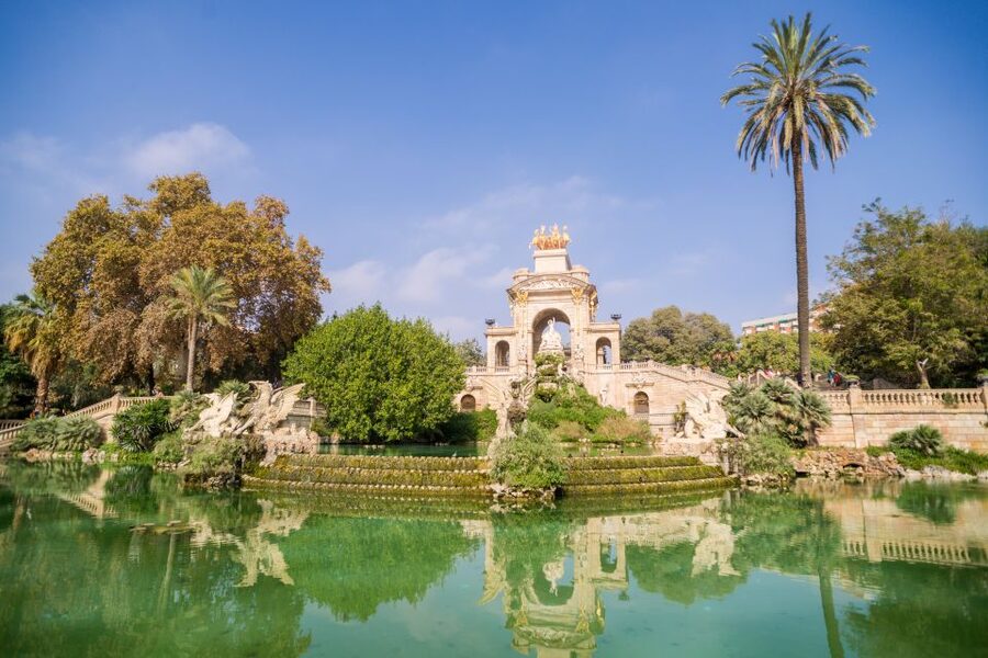 barcelona: Gaudi Highlights eBike tour - Should you book the Barcelona Gaudí eBike tour?