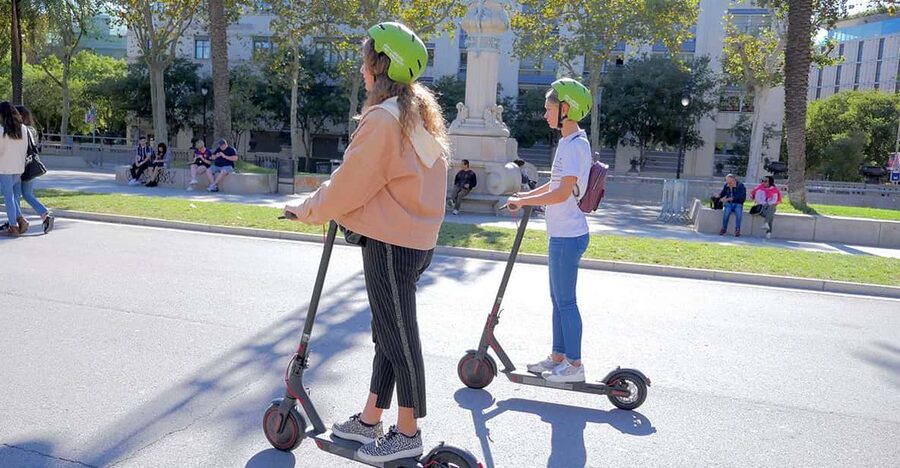 Barcelona: Gaudi Highlights Guided Tour by Electric Scooter - Following the shore from Barceloneta to Olympic Port