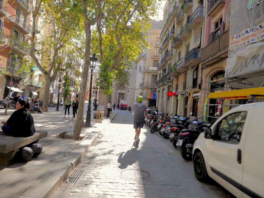 Barcelona: Gaudi Highlights Guided Tour by Electric Scooter - Safety, age rules, and practical comfort