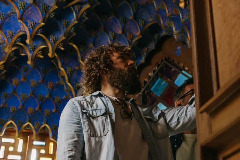 Barcelona: Gaudi's Casa Vicens Skip-the-Line Entrance Ticket - The garden and the indoor rooms