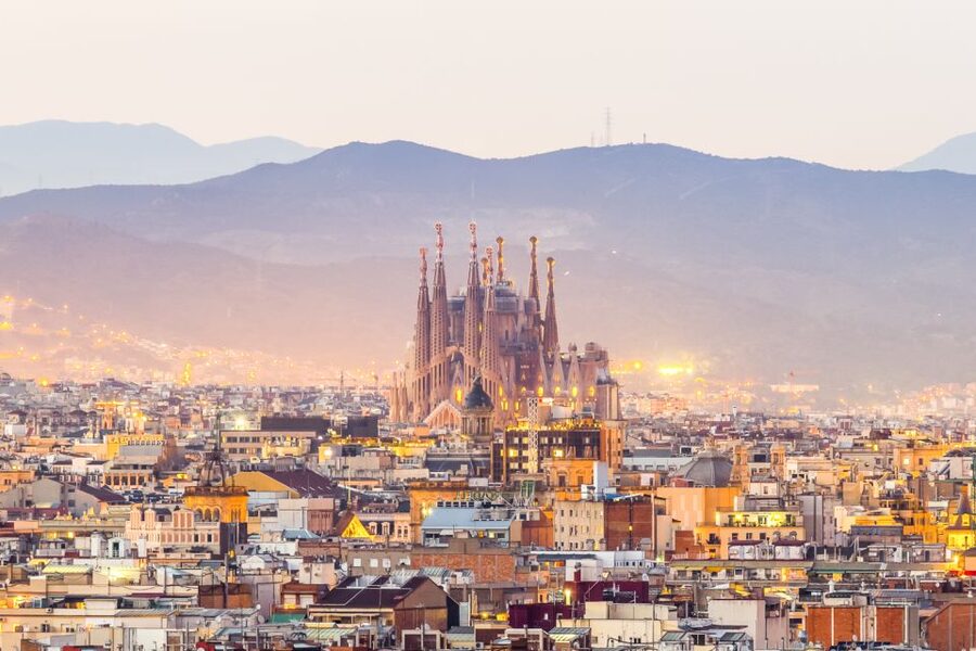 Barcelona: Gaudí Sightseeing Guided Segway Tour - Practical Tips Before You Go