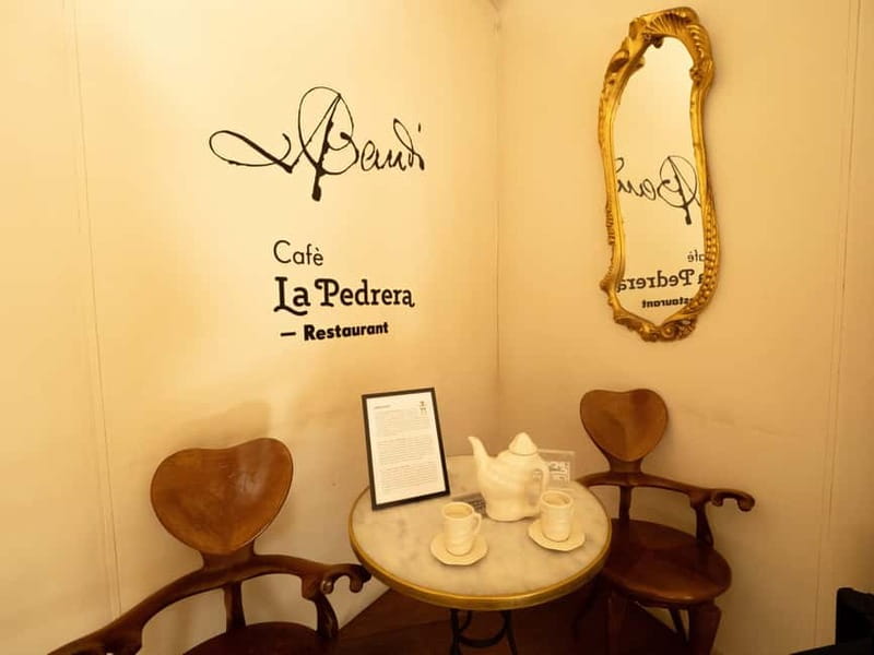 Barcelona: Gaudi Tapas & Wine Tasting Small Group Tour - What the $90 price really covers