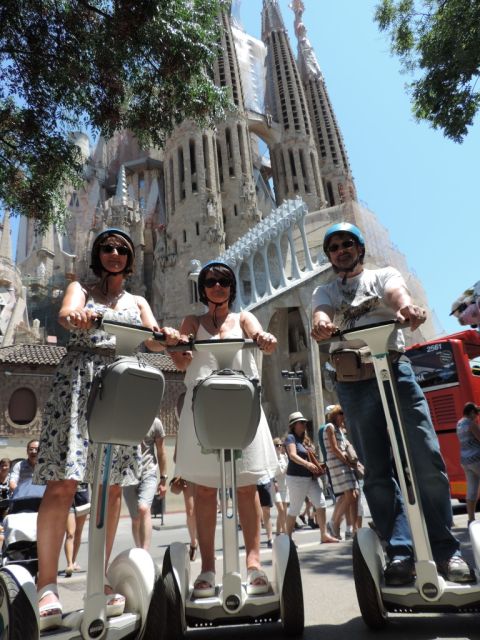 Barcelona Highlights: The Best of Gaudi On Segway - How the private format changes the value