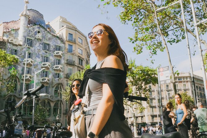 Barcelona’s Most Fun E-Bike Tour: Gaudí & City Stories - Why an e-bike works so well in Barcelona