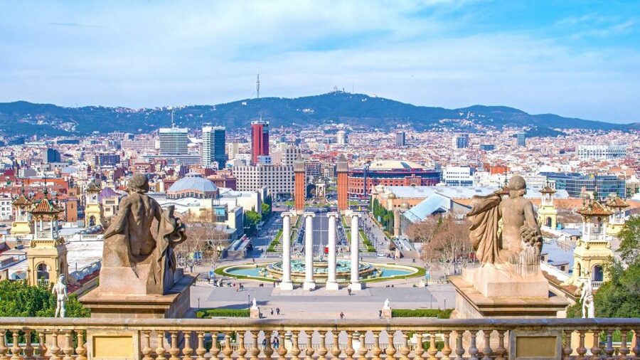 Barcelona: Sagrada Familia and City Tour with Hotel Pickup - Montjuïc provides the best broad view