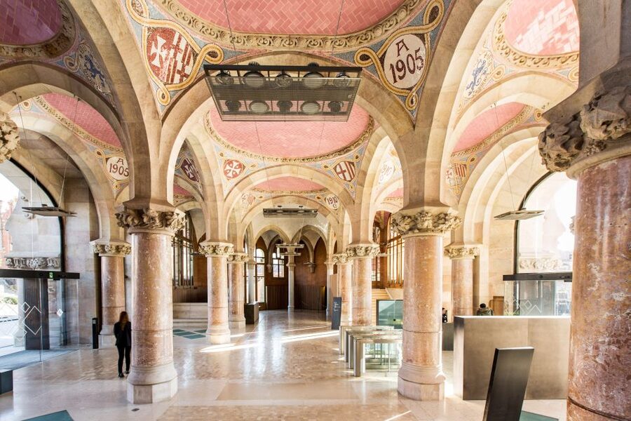 Barcelona: Sant Pau Recinte Modernista Entry Ticket - Look down into the underground passages