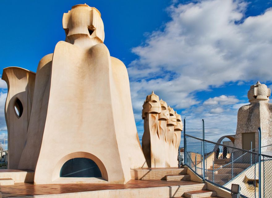Barcelona: The Genuis of Gaudi & Modernist Architects Tour - Casa Batlló, where the façade becomes theater