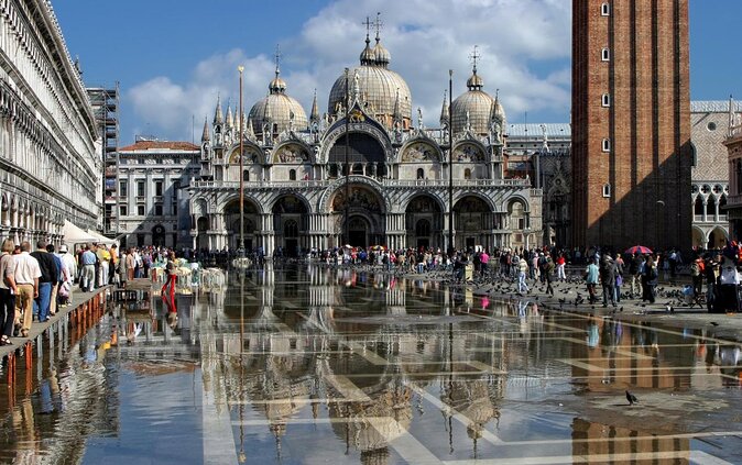 Basilica San Marco and the Pala d'Oro with Architect Guide - Key things to know before booking