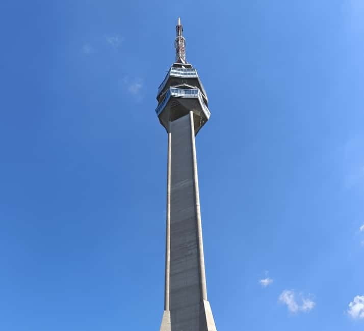 Belgrade: Space architecture tour - brutalist architecture - The Western Gate and Geneks twin towers