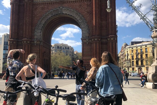 Bike Tour in Barcelona: History, Architecture and Culture - Arc de Triomf and the city’s public face