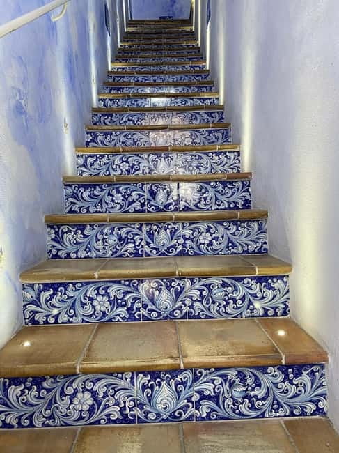 Borgo Parrini Gaudí-style: a walking tour in a colorful art village - How long the visit really takes