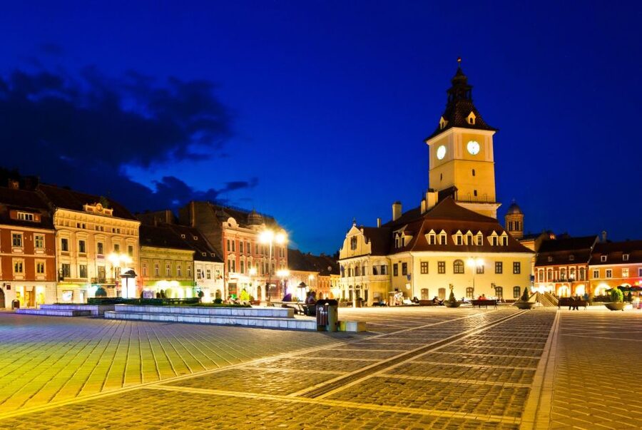 Brasov: Candlelight Tour of Medieval Architecture - Katherine’s Gate and Schei Gate mark an old divide