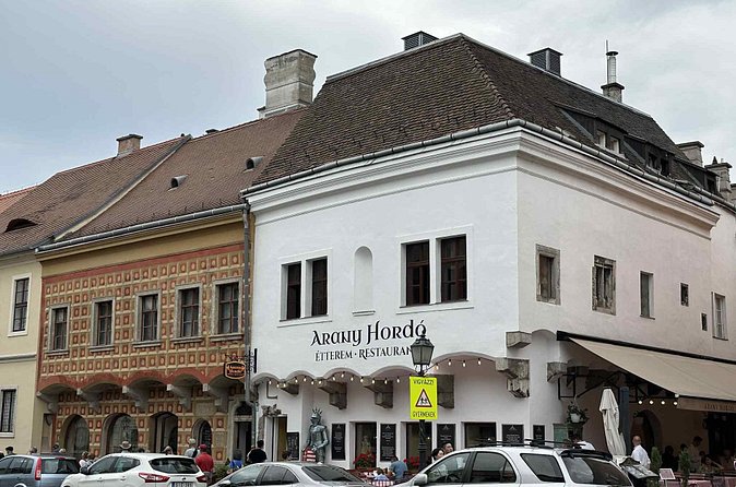 Buda Castle Tour: History and Architecture - The 1686 siege and the medieval Jewish prayer house