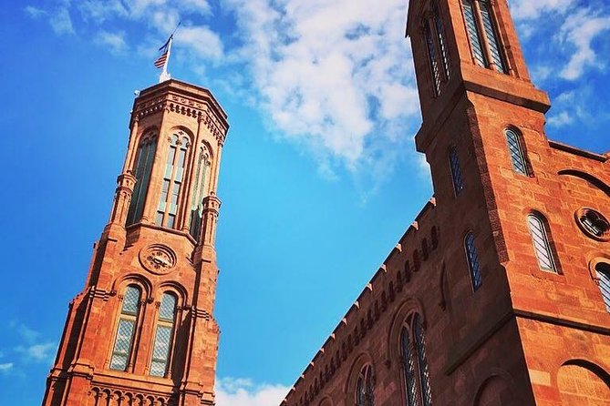 Castle to Capitol: Museums of the National Mall Architecture Tour - Key points at a glance