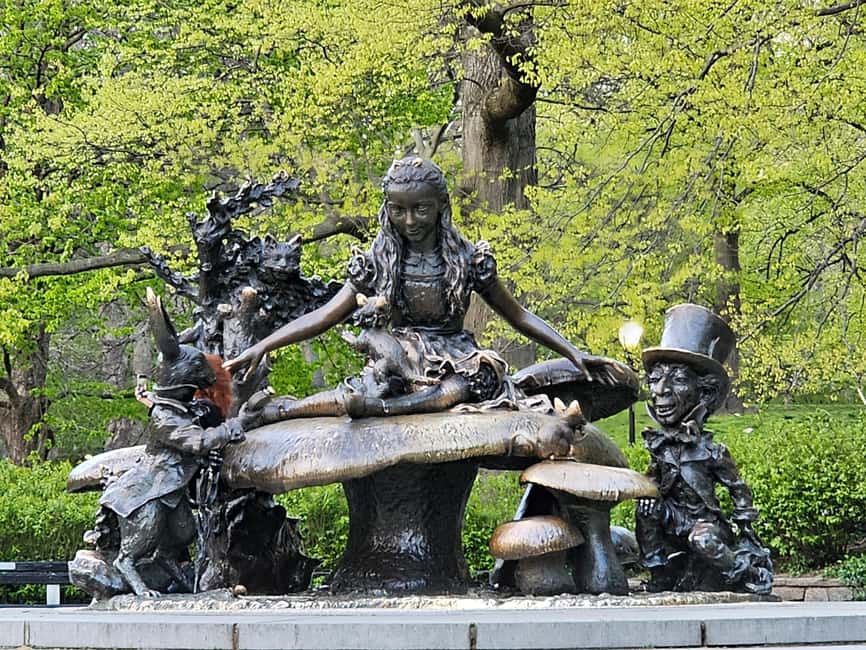 Central Park, NY: Nature, Architecture and Movie Scenes Tour - Starting beside Grand Army Plaza