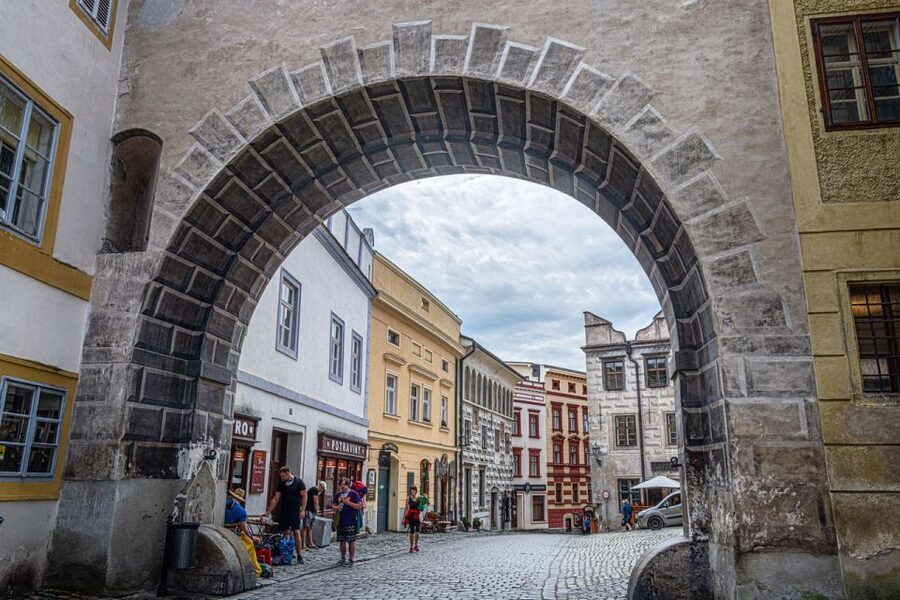 Český Krumlov: Half-Day Medieval Architecture Walking Tour - Why a private walk works well in Český Krumlov