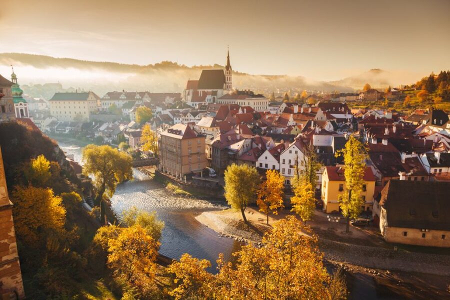 Český Krumlov: Half-Day Medieval Architecture Walking Tour - Svornosti Square sets the town’s story