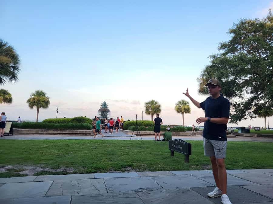 Charleston: History and Architecture Guided Walking Tour - Rainbow Row and Charleston’s famous façades