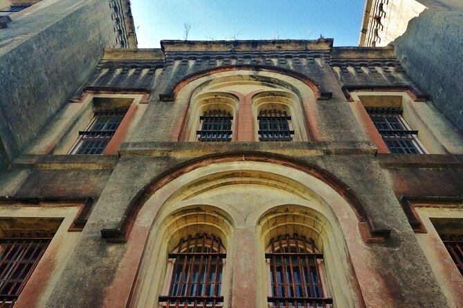 Charleston History and Architecture Walking Tour - Rainbow Row and Charleston’s pastel houses
