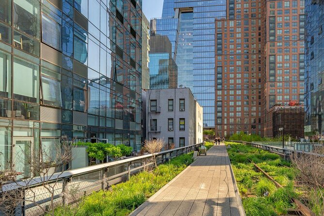 Chelsea Galleries and High Line; Art, Architecture and History - What makes this Chelsea walk worth considering