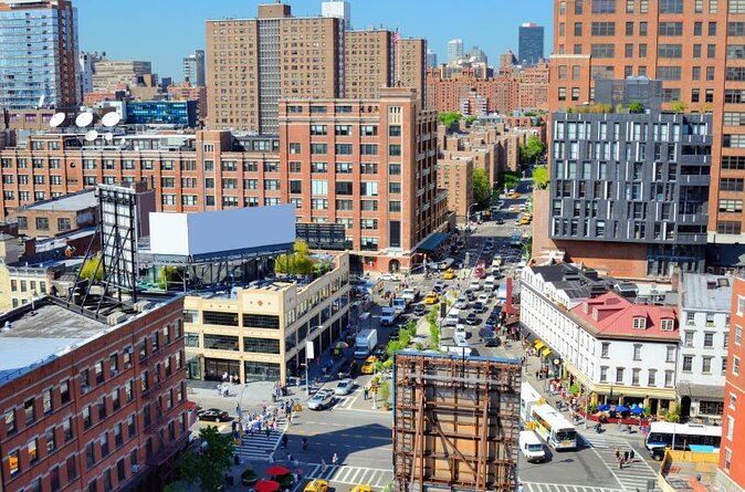 Chelsea Galleries and High Line; Art, Architecture and History - The High Line as public art space
