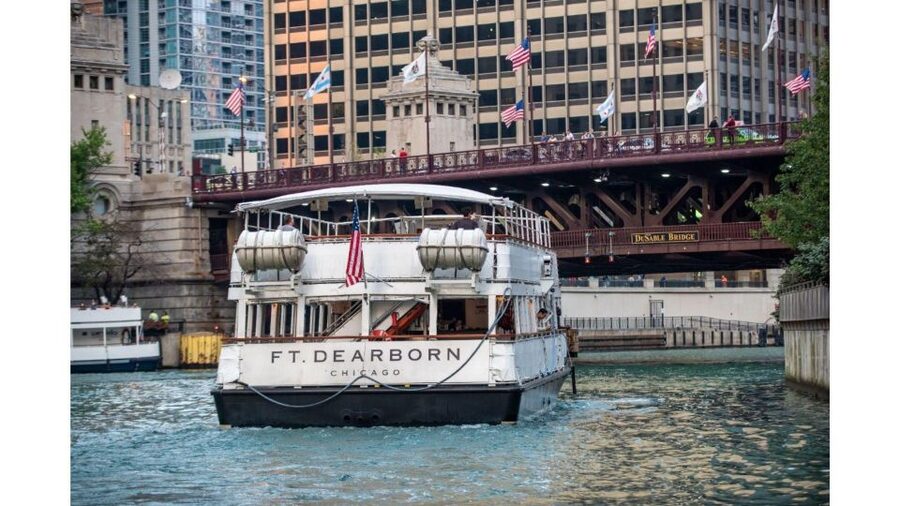 Chicago: Architecture Boat Tour with Drinks - The Main, North, and South Branches
