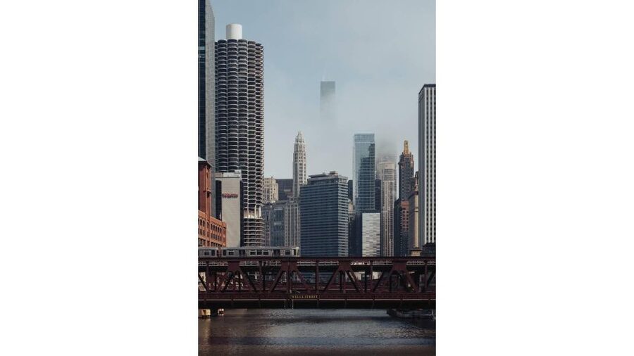 Chicago: Architecture Boat Tour with Drinks - Drinks, seating, and comfort on the water