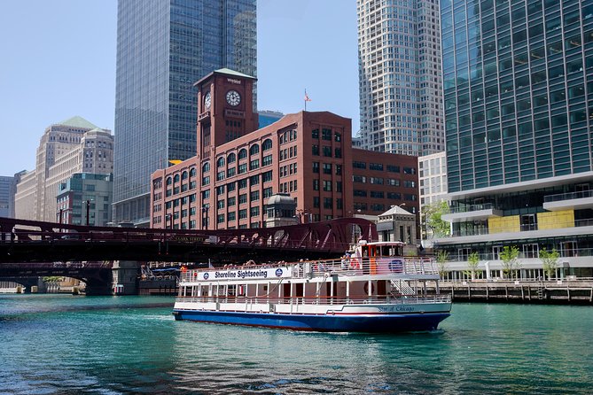 Chicago Architecture River Cruise - The skyline highlights you will see from the river