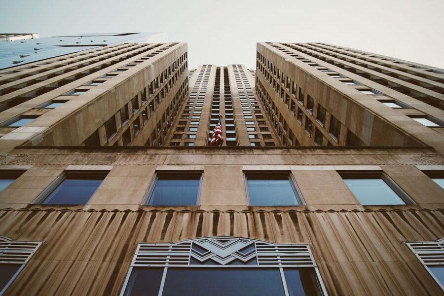 Chicago: Art Deco Skyscrapers Walking Tour - What the guides add to the experience