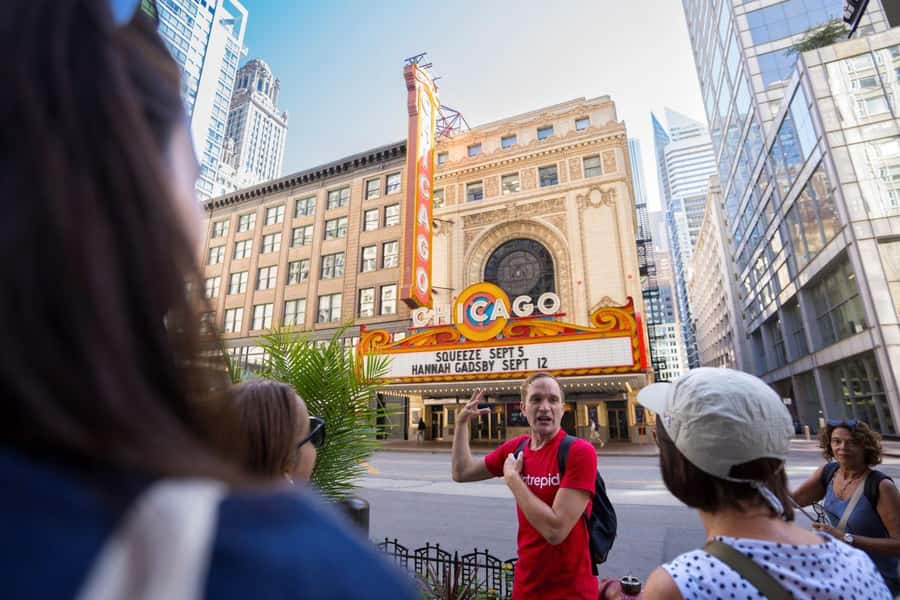 Chicago: Food, History and Architecture Tour - Inside the Chicago Cultural Center and downtown landmarks
