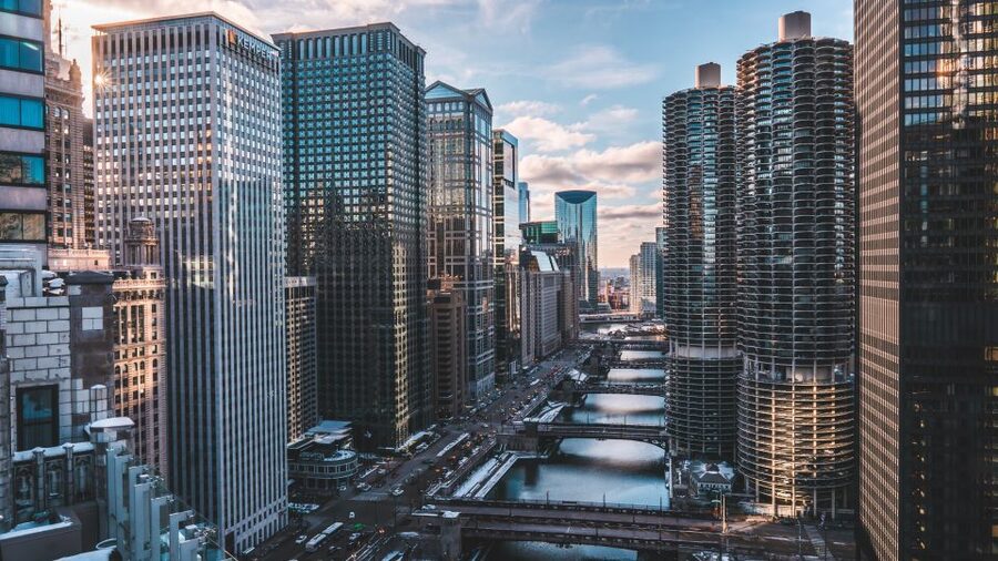 Chicago: Guided Tour with Architecture River Cruise - Who should book this Chicago sightseeing tour?